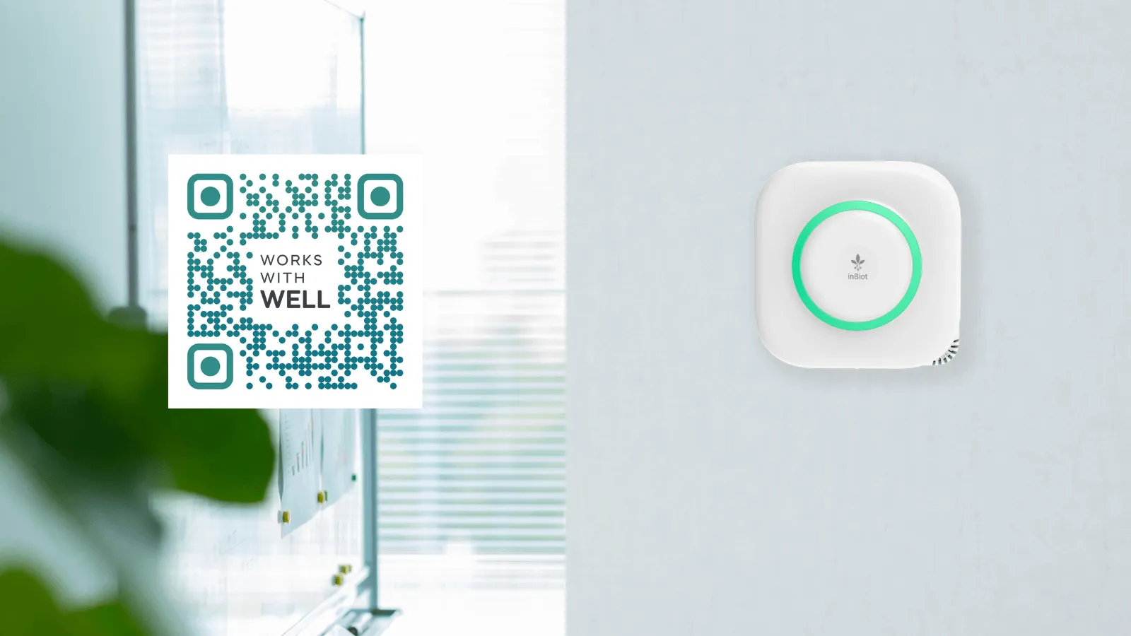 Monitor de calidad de aire interior de inBiot con la certificación orks with WELL