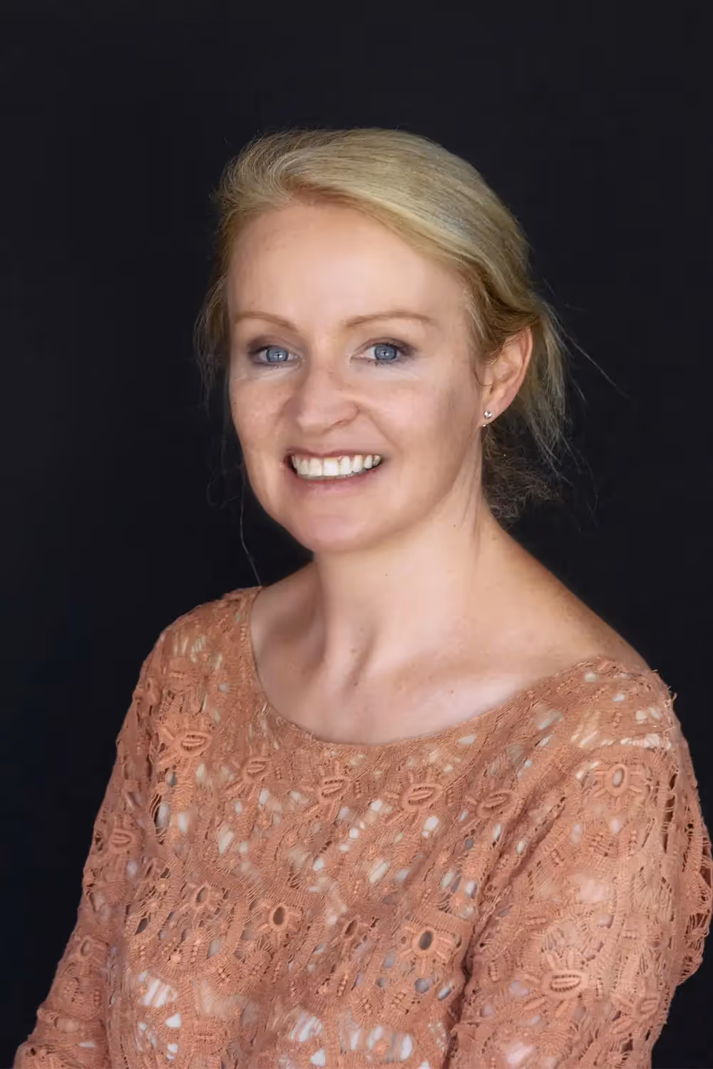 Dr Lorraine Sheridan