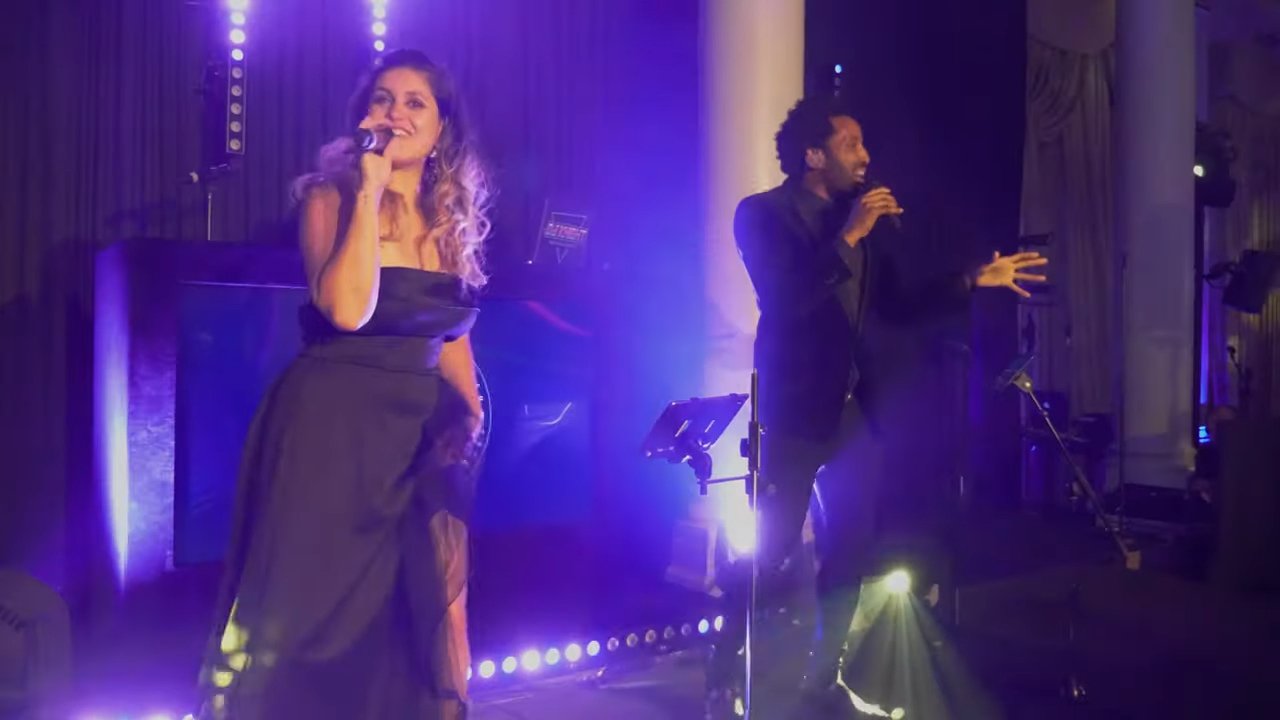 Live vocalists from DJ Knight & The SuperSonics performing