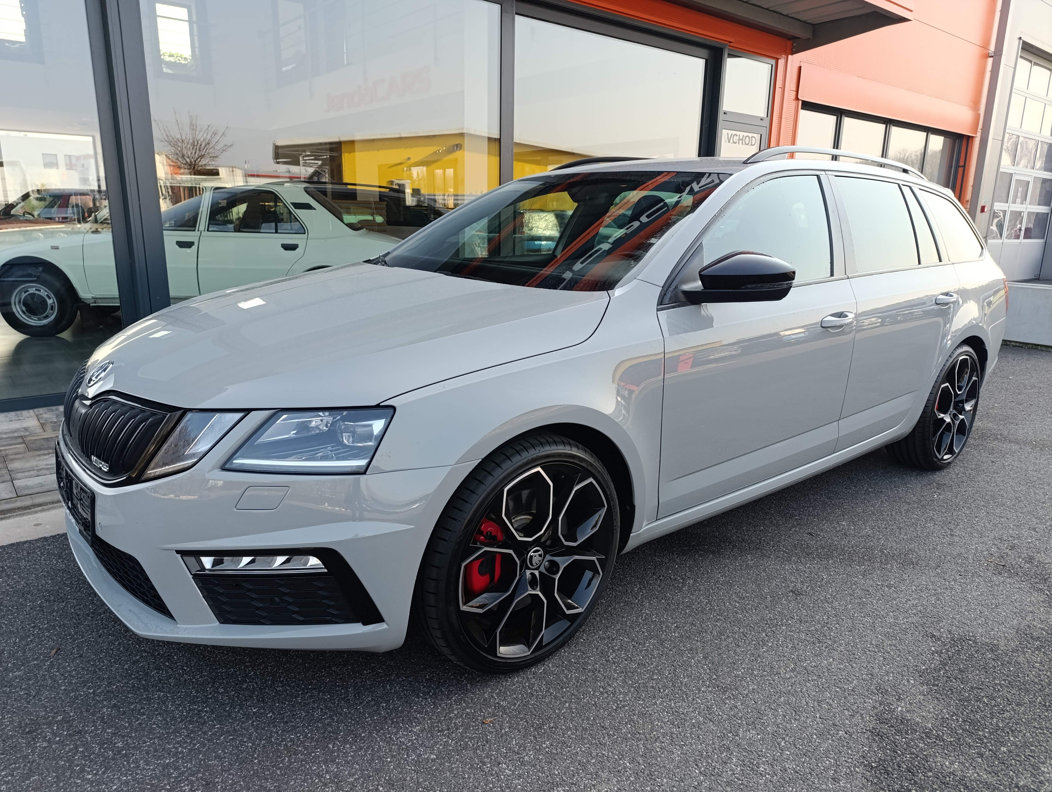 Škoda Octavia RS 2.0 TFSI 180KW
