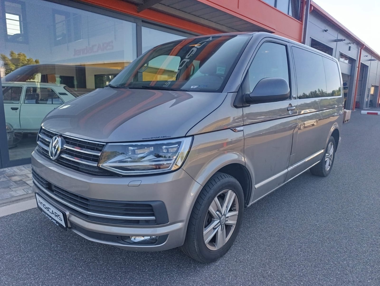 VW Multivan 2.0 TDI Generation SIX