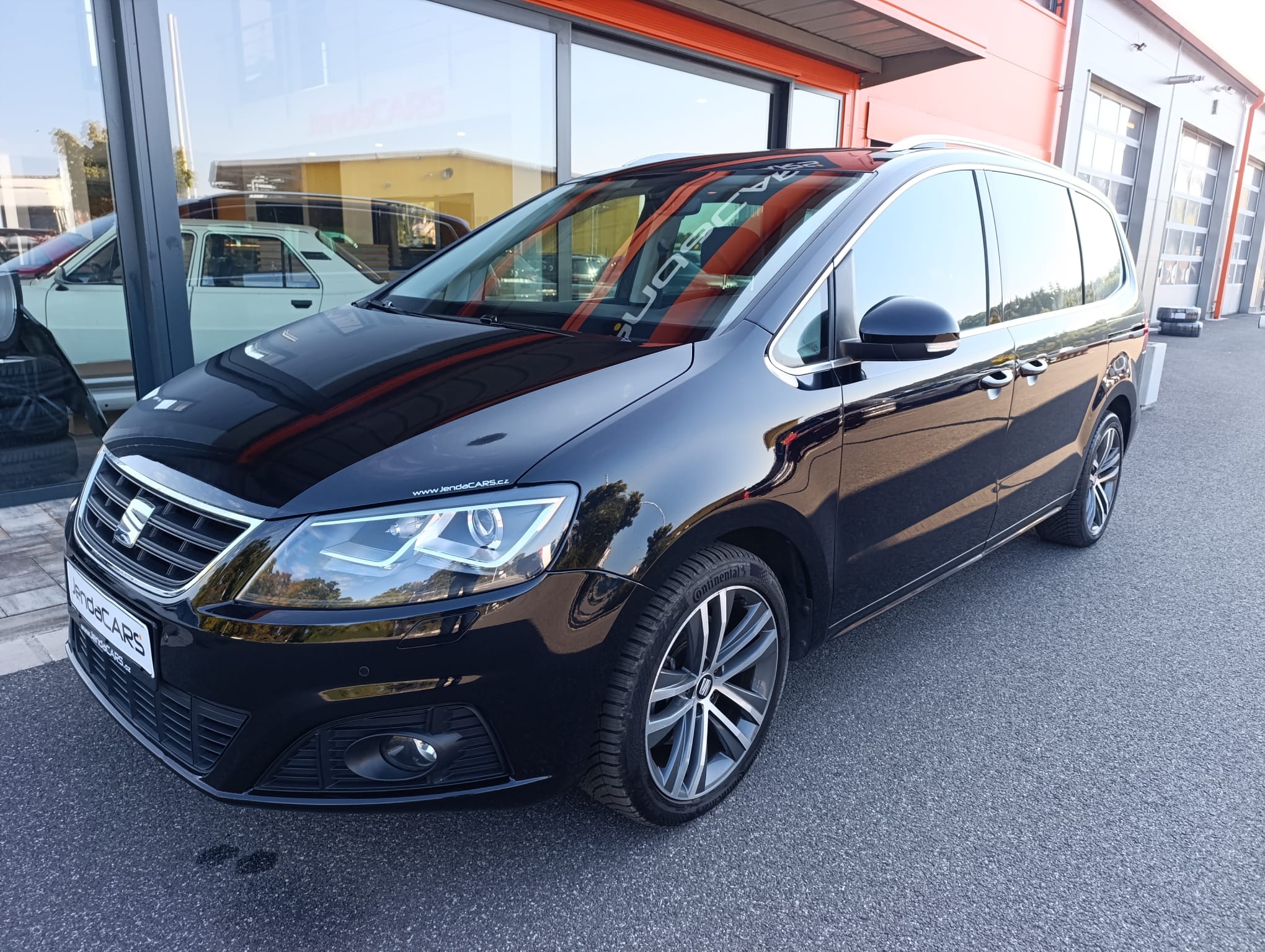 Seat Alhambra 2.0 TDI TAŽNÉ ZAŘÍZENÍ, PARKOVACÍ KAMERA