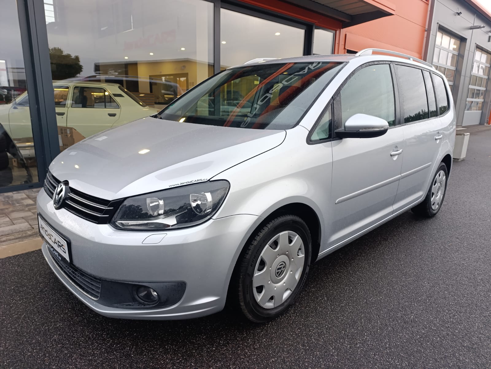 Volkswagen Touran 1.6 TDI TAŽNÉ ZAŘÍZENÍ