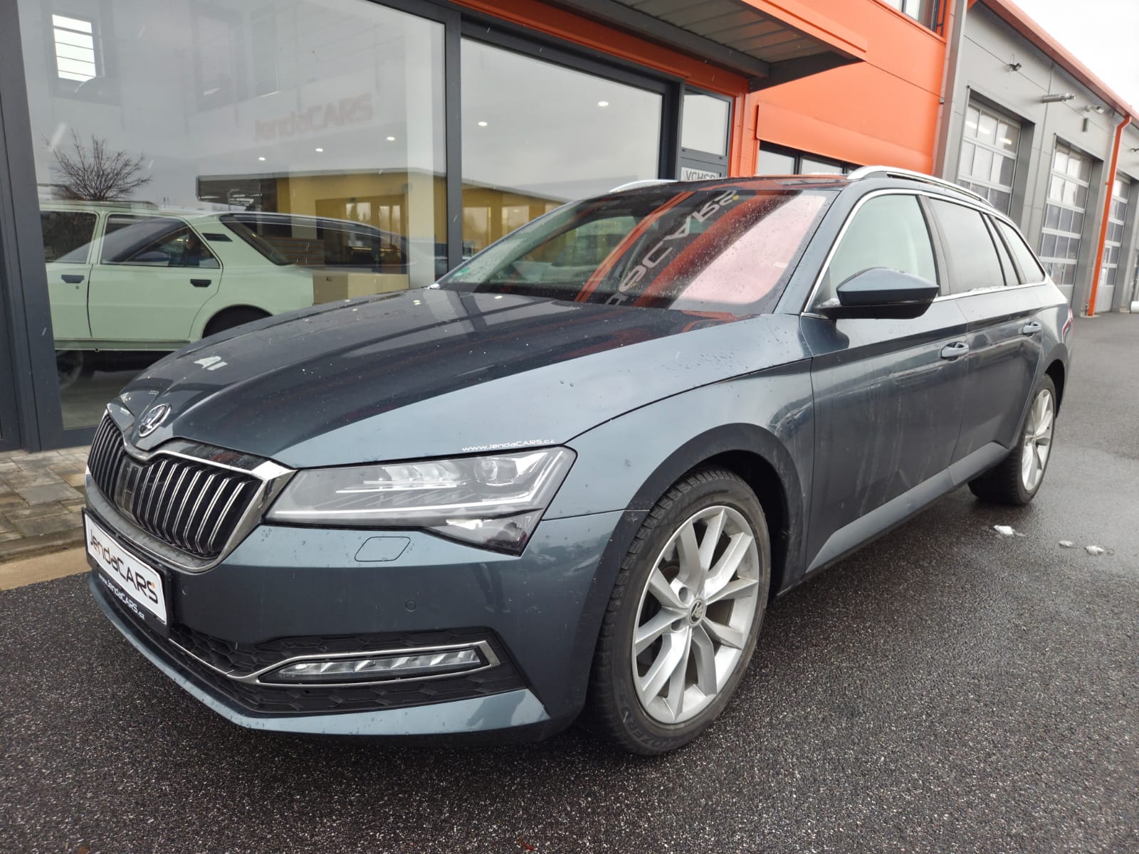 Škoda Superb 2.0 TDI 4x4 TAŽNÉ ZAŘÍZENÍ