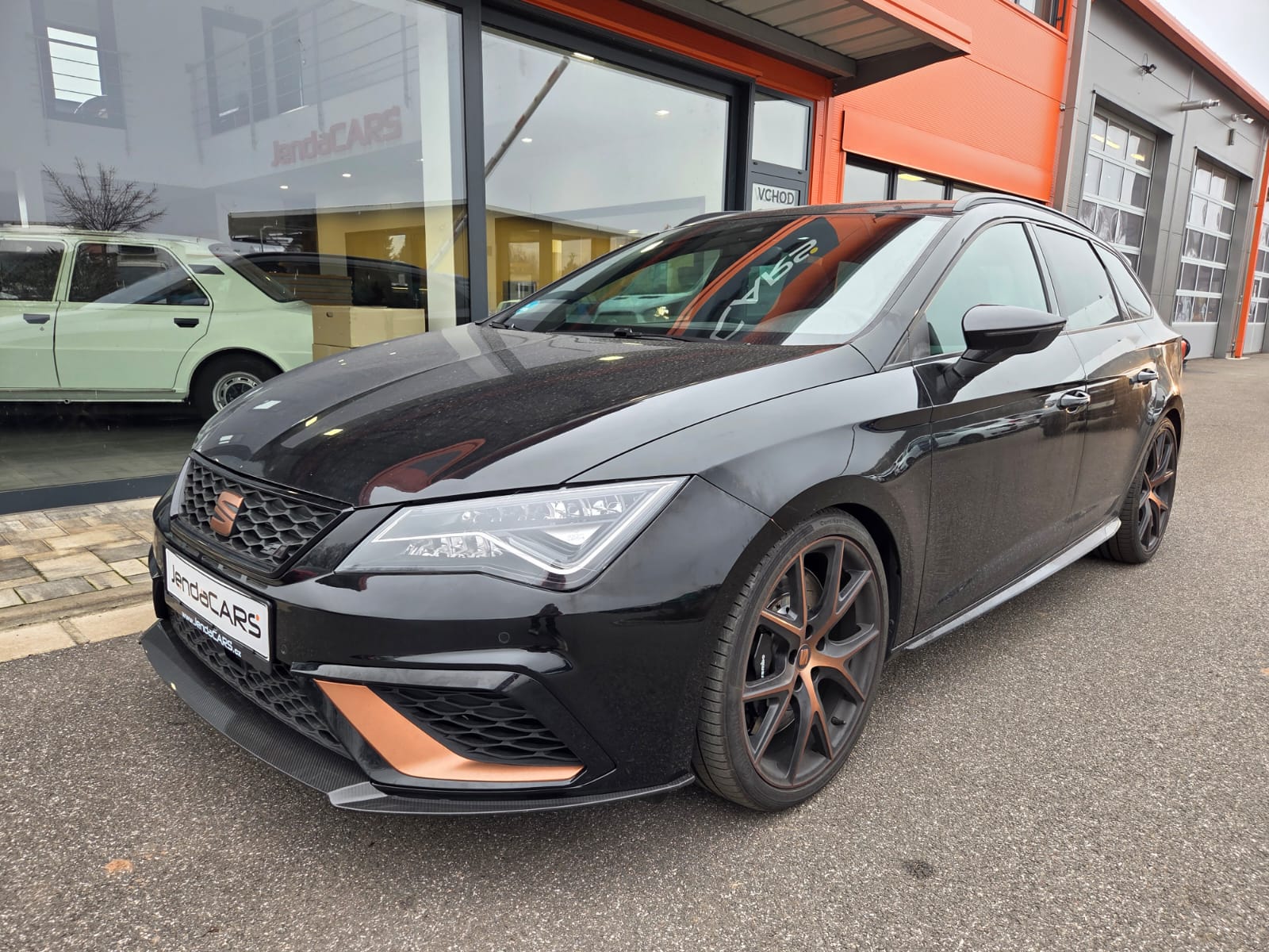 Seat Leon 2.0 TSI CUPRA - TOP STAV