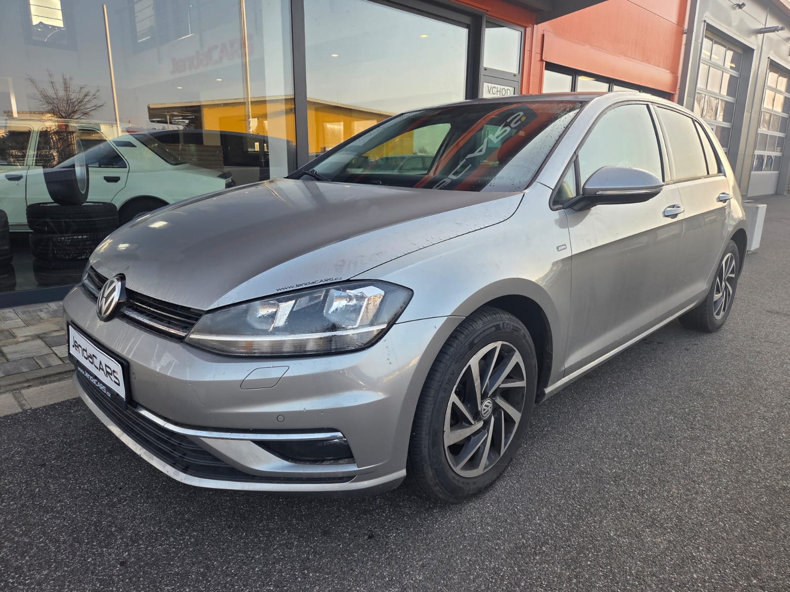 Volkswagen Golf 1.4 TSI 