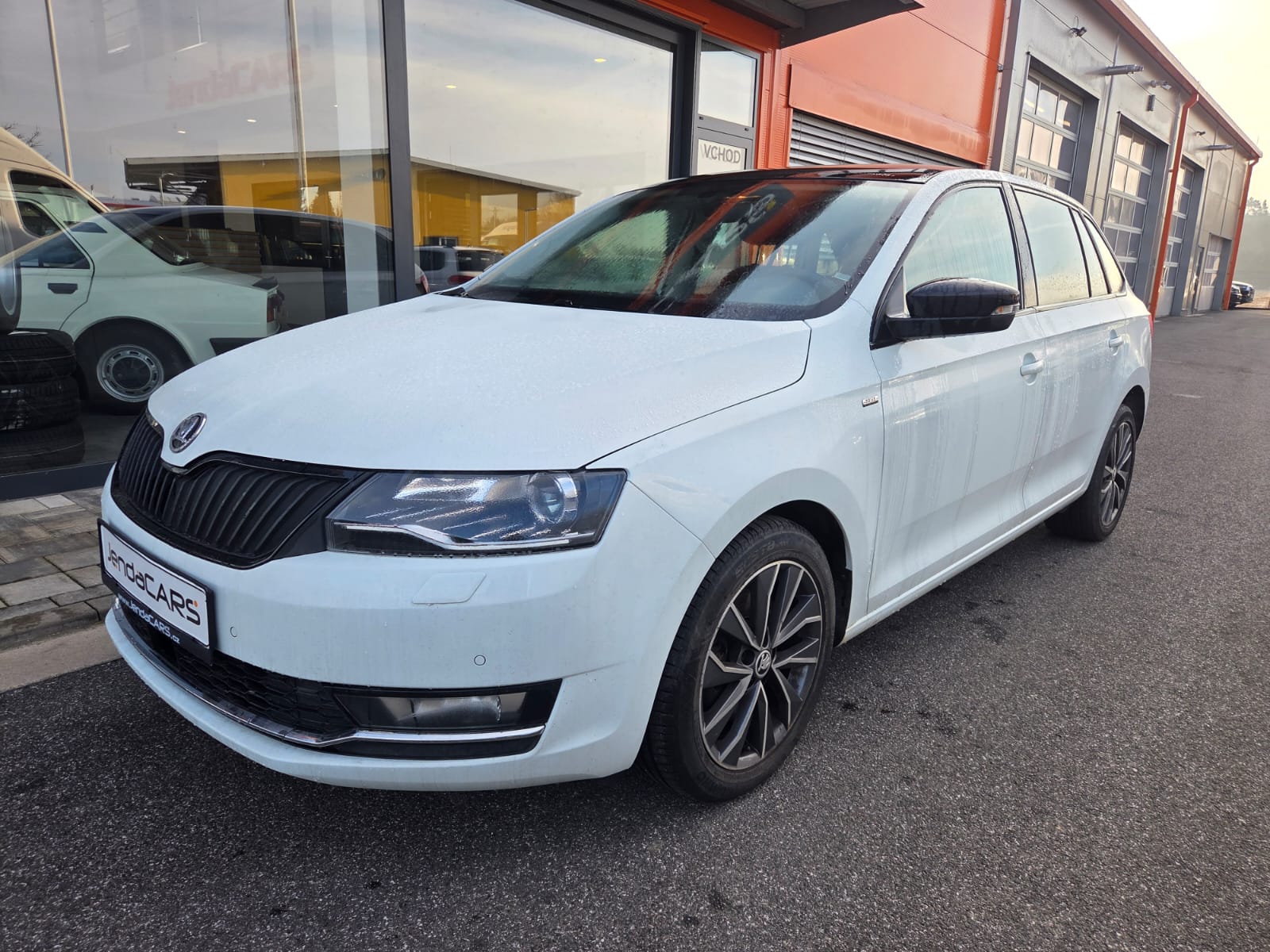 Škoda Rapid 1.0 TSI SERVISNÍ KNÍŽKA