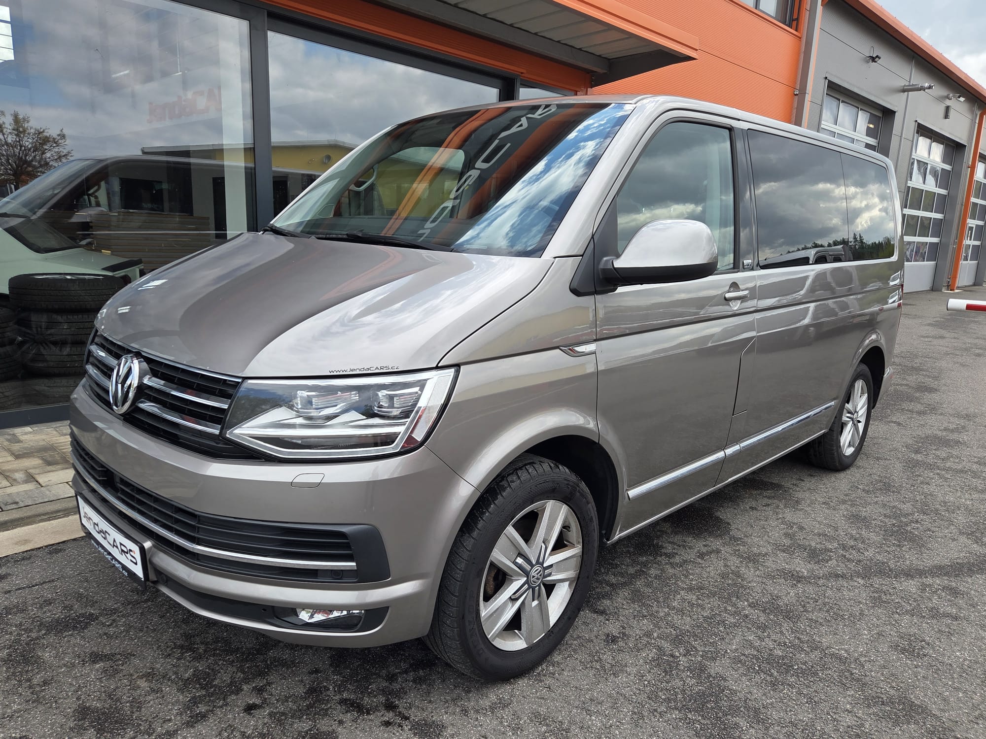 VW Multivan 2.0 TDI Generation SIX