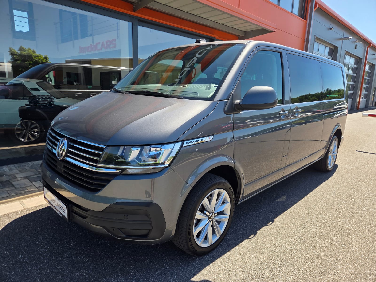 VW Caravelle 2.0 TDI LONG TAŽNÉ ZAŘÍZENÍ