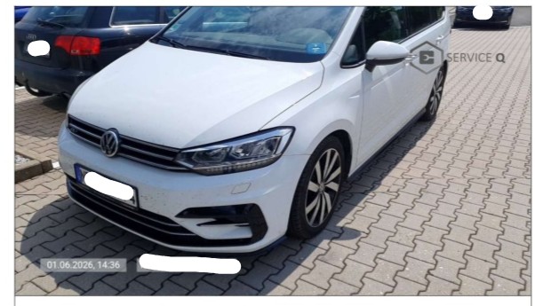 VW Touran R-LINE 1.4 TSI