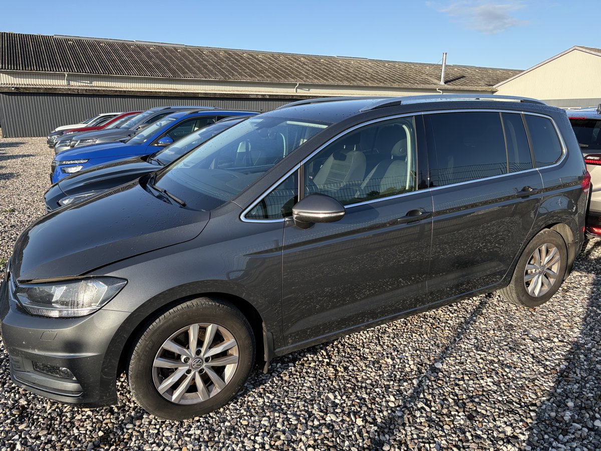 VW Touran 1.4 TSI 7 míst