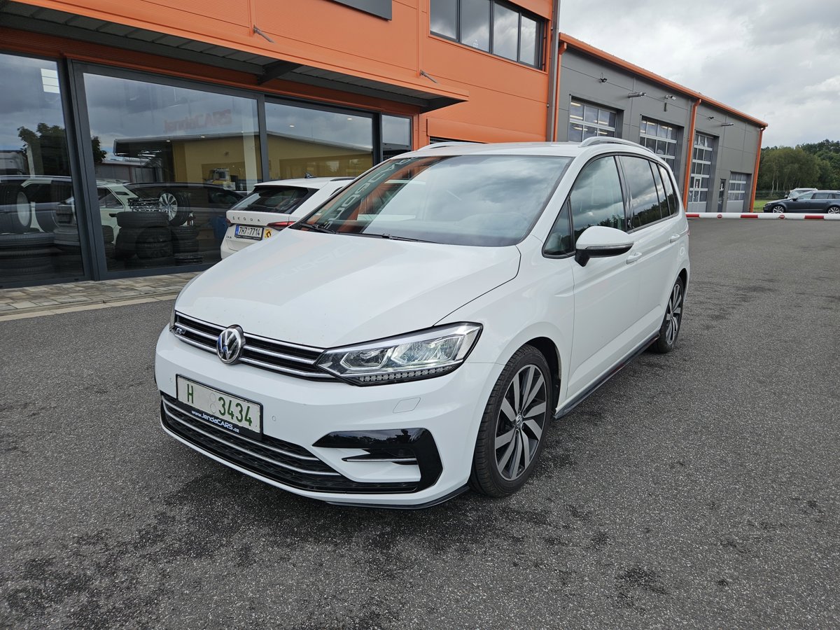 VW Touran R-LINE 1.4 TSI