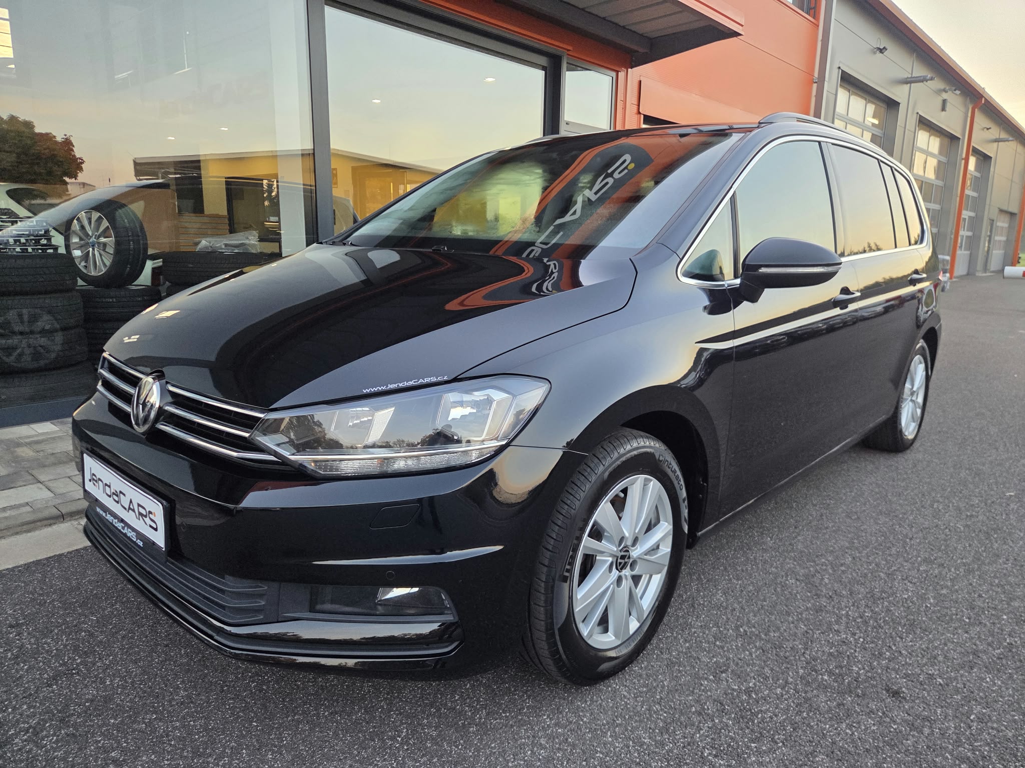 VW Touran 1.5 TSI  7 Míst