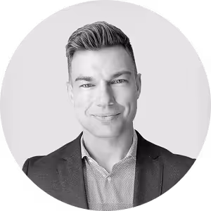 Team photo of senior sales engineer & developer, Jayson Peterson