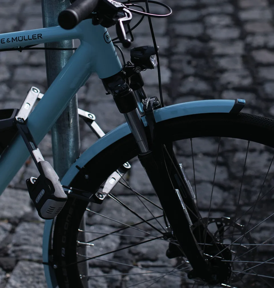 Le cadenas Abus Bordo Alarm 6000A SH sur un vélo