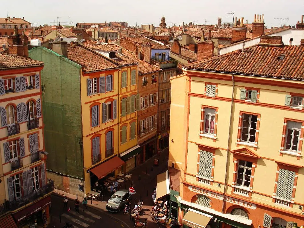 Une vue aérienne du quartier de Carmes.