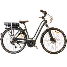 Un vélo urbain haut de gamme de Décathlon