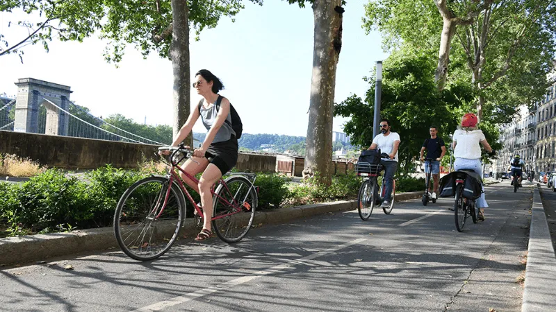 Lyon piste cyclable, vélo 