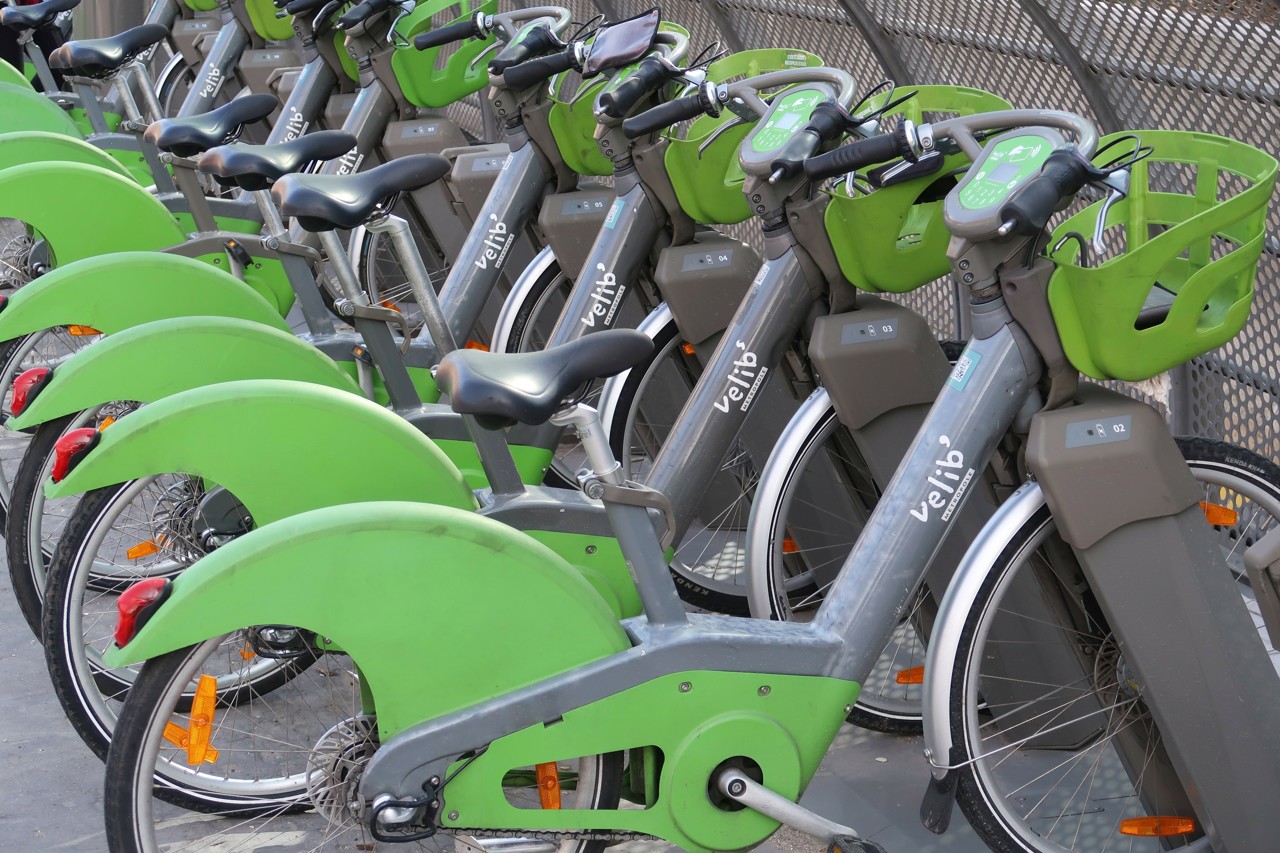 VIDÉO. Quand les Vélib' sont apparus dans les rues de Paris