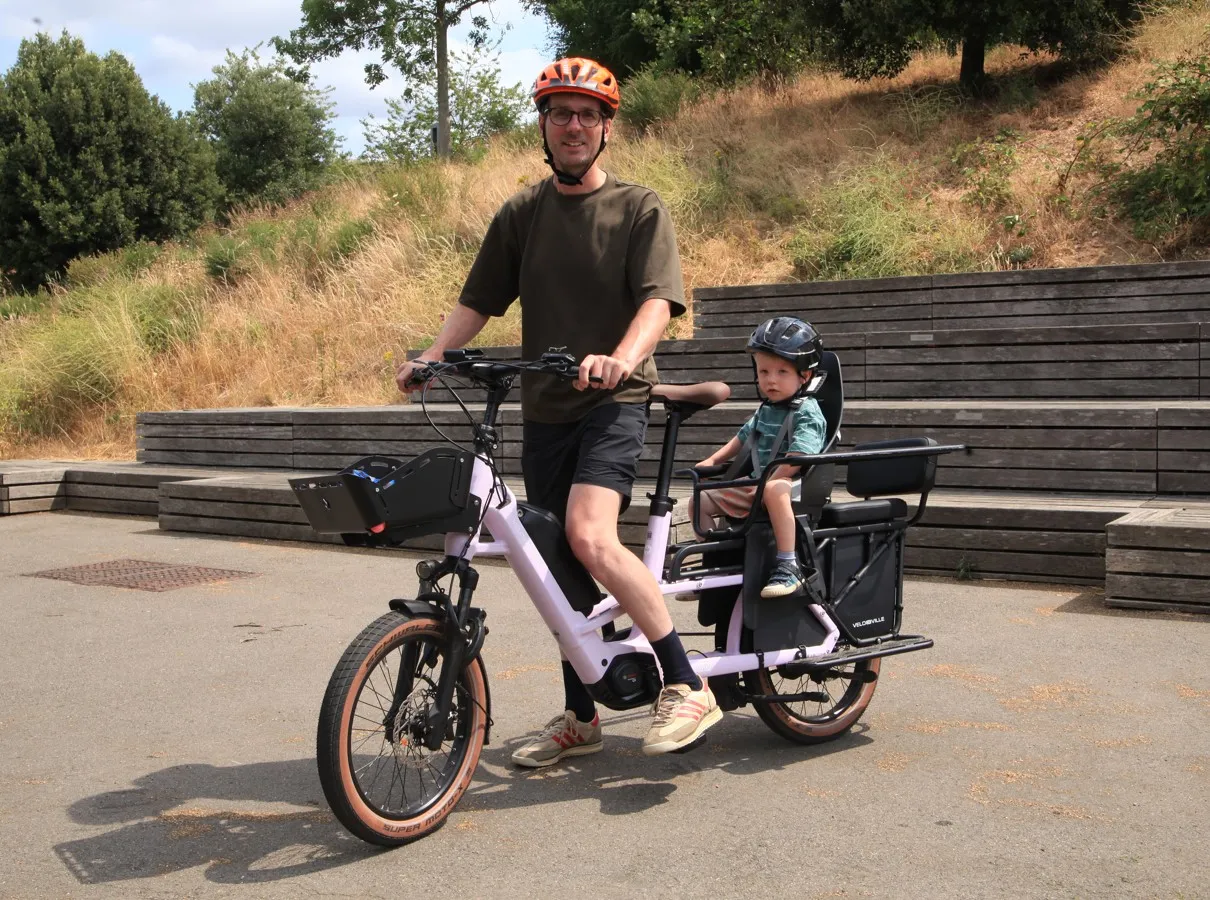 https://dqh479dn9vg99.cloudfront.net/wp-content/uploads/sites/10/2025/07/velo-de-ville-longtail-cargo-bikes.webp