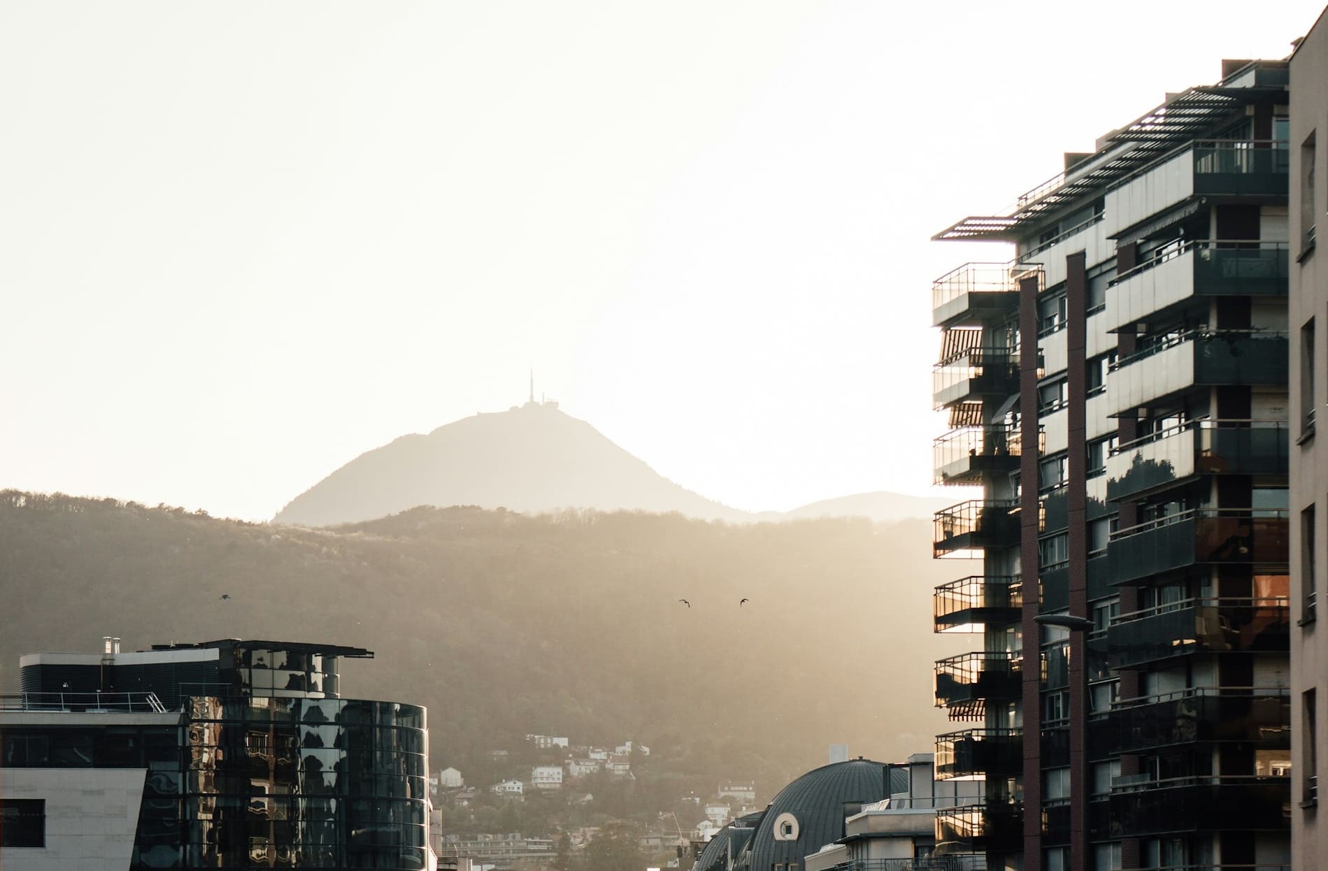 Découvrez le classement 2026 des meilleures agences immobilières à Clermont-Ferrand.