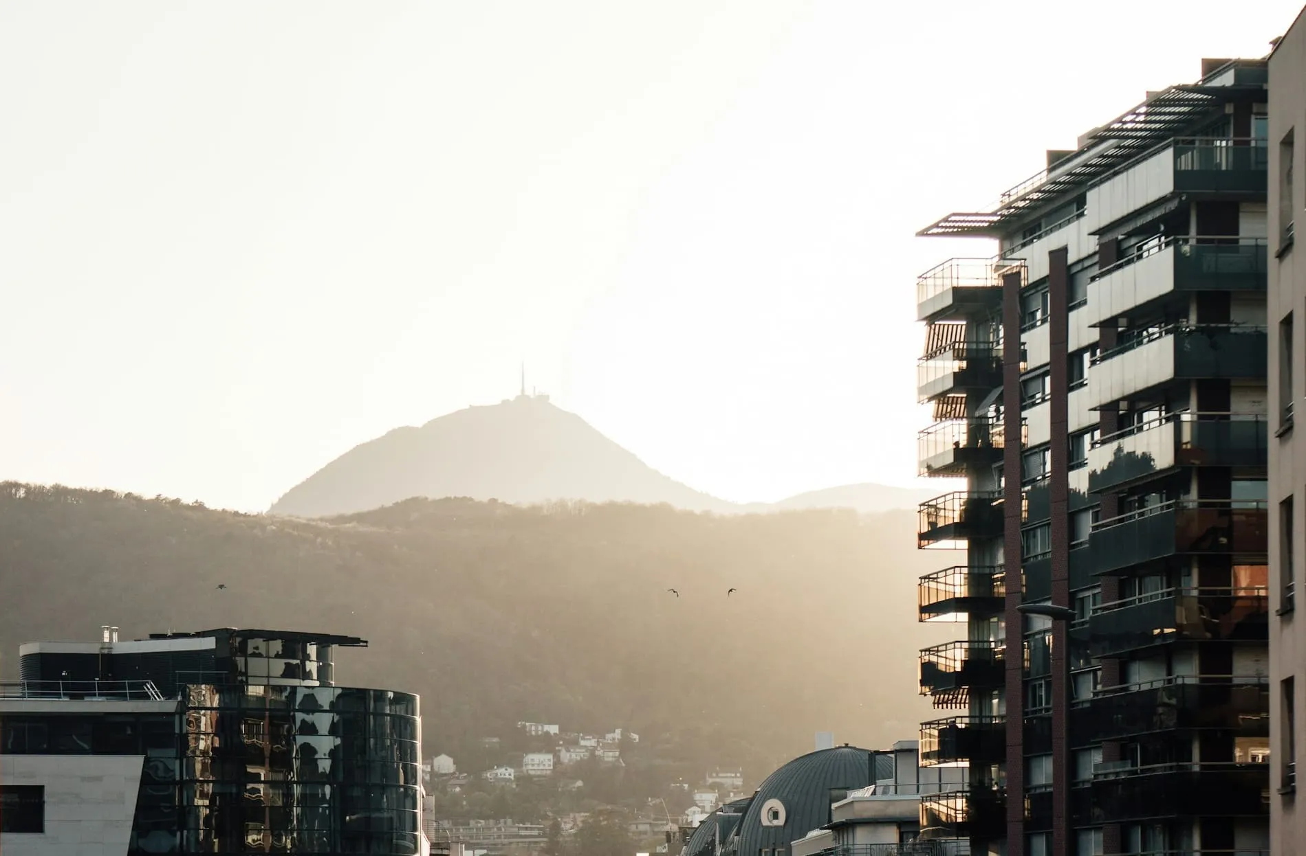 Découvrez le classement 2026 des meilleures agences immobilières à Clermont-Ferrand. 