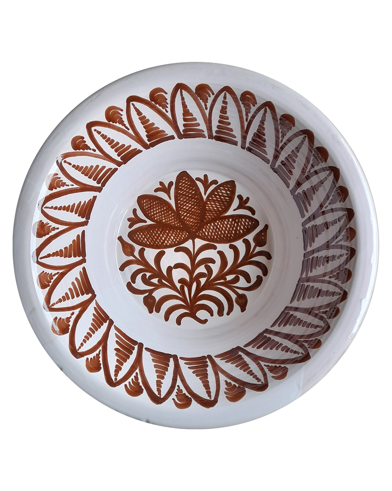 Nenúfar Traditional Spanish Lebrillo in Brown With White Border