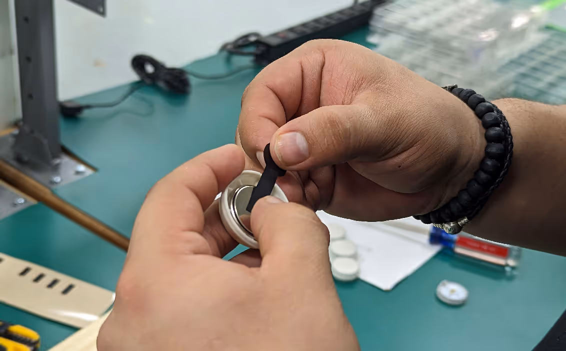 Ovie LightTag Smart Food Storage Production Validation Testing in Factory