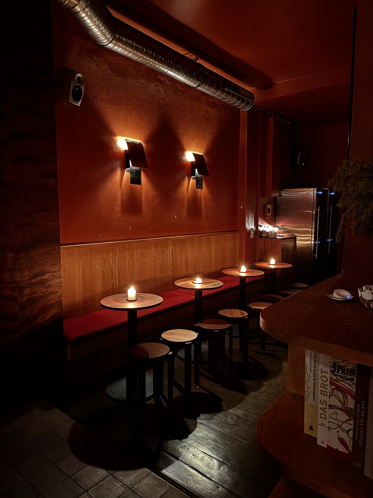 Restaurant Pluto – Natural Wine Bar in Berlin-Prenzlauer Berg