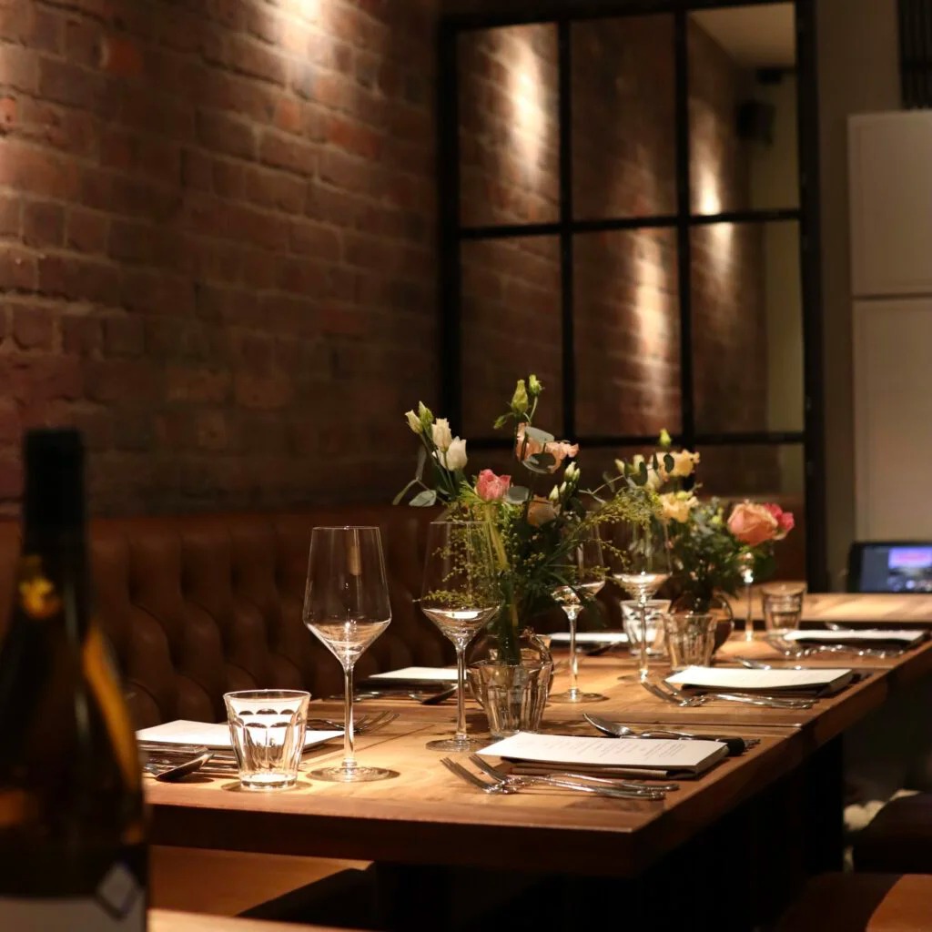 Restaurant Petit Frère – French Bistro in Köln