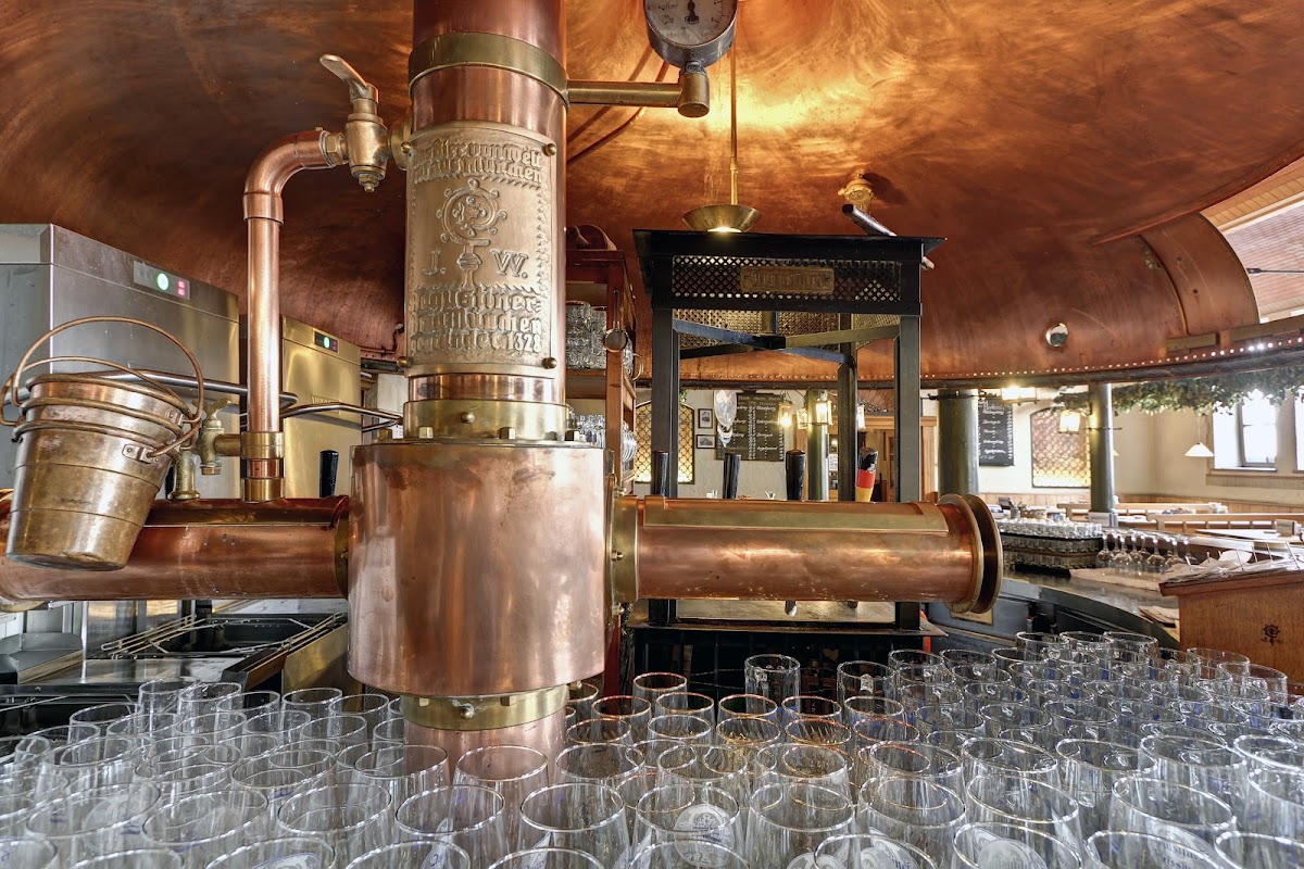 Restaurant Augustiner Bräustuben – Traditional Bavarian in München
