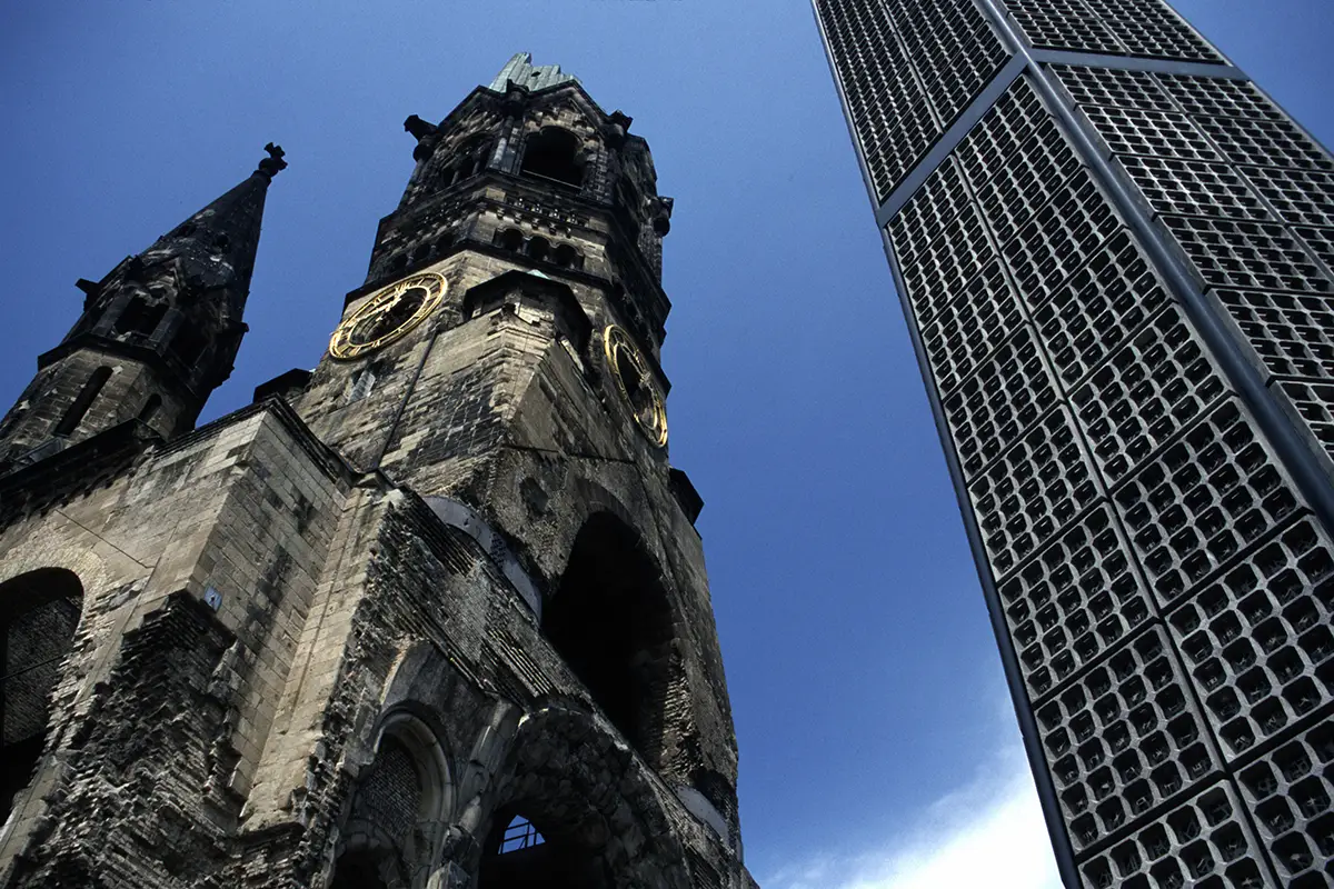 Visit the Hollow Tooth – Stadtrallye-Teamevent-Challenge in Berlin