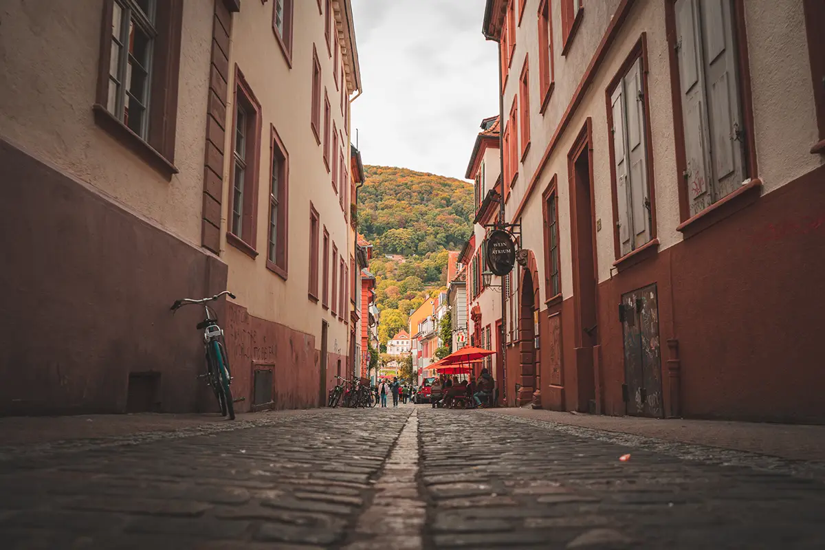 Frame the Alley – scavenger hunt team event challenge in Heidelberg