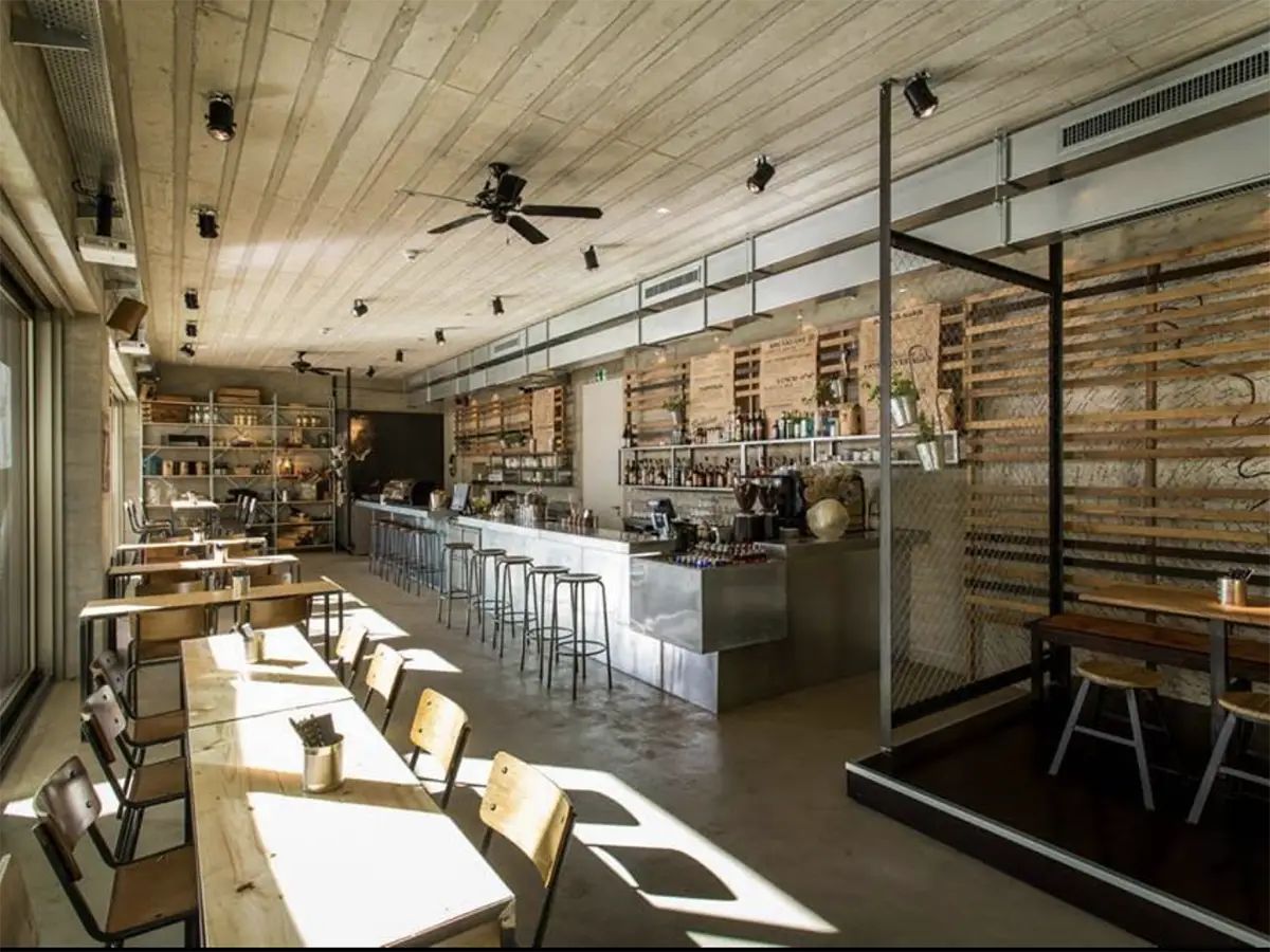 Restaurant St. James Bar & Deli – American Deli in Mannheim