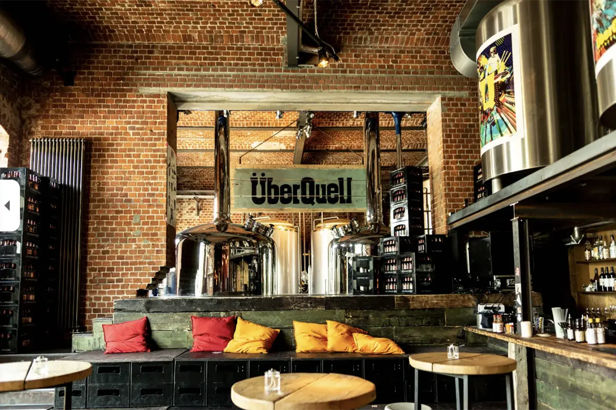 Restaurant ÜberQuell BrewPub – Craft Beer in Hamburg