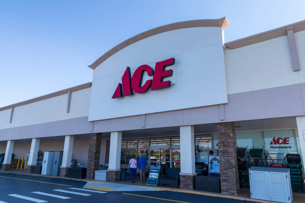 Home Improvement: Harbor Freight and Ace Hardware Drive Outperformance through Smaller Markets