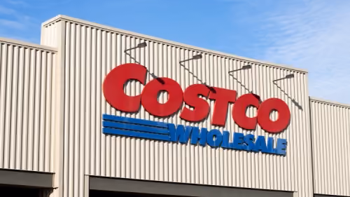 Costco Early Openings Reshape Store Traffic Patterns