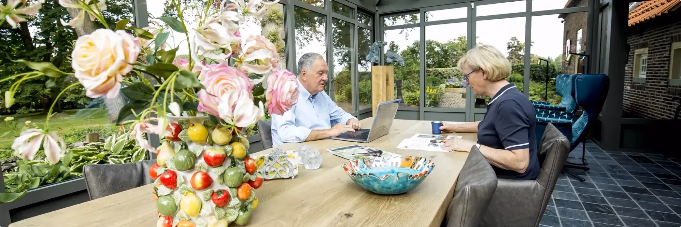 Serre als Thuiskantoor: Hoe u een Serre kunt Transformeren tot een Productieve Werkruimte