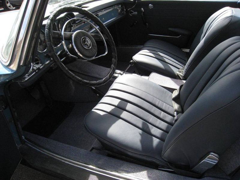 Custom Upholstery Shop in Wheeling & Chicago | Albo Restoration