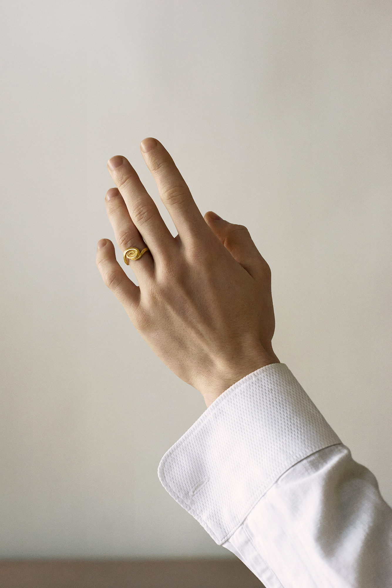 Men and stills project by Noam Griegst
