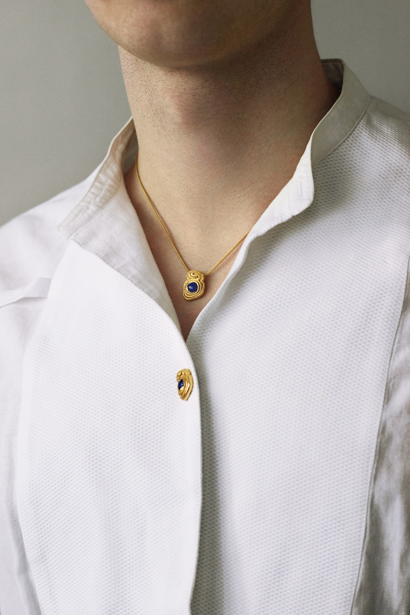 Men and stills project by Noam Griegst