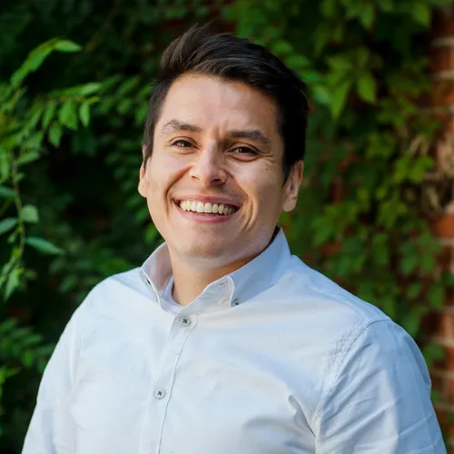 Chris Cruz