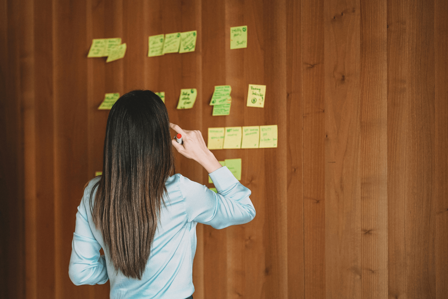 How to Become a Copywriter: A Step-by-Step Guide