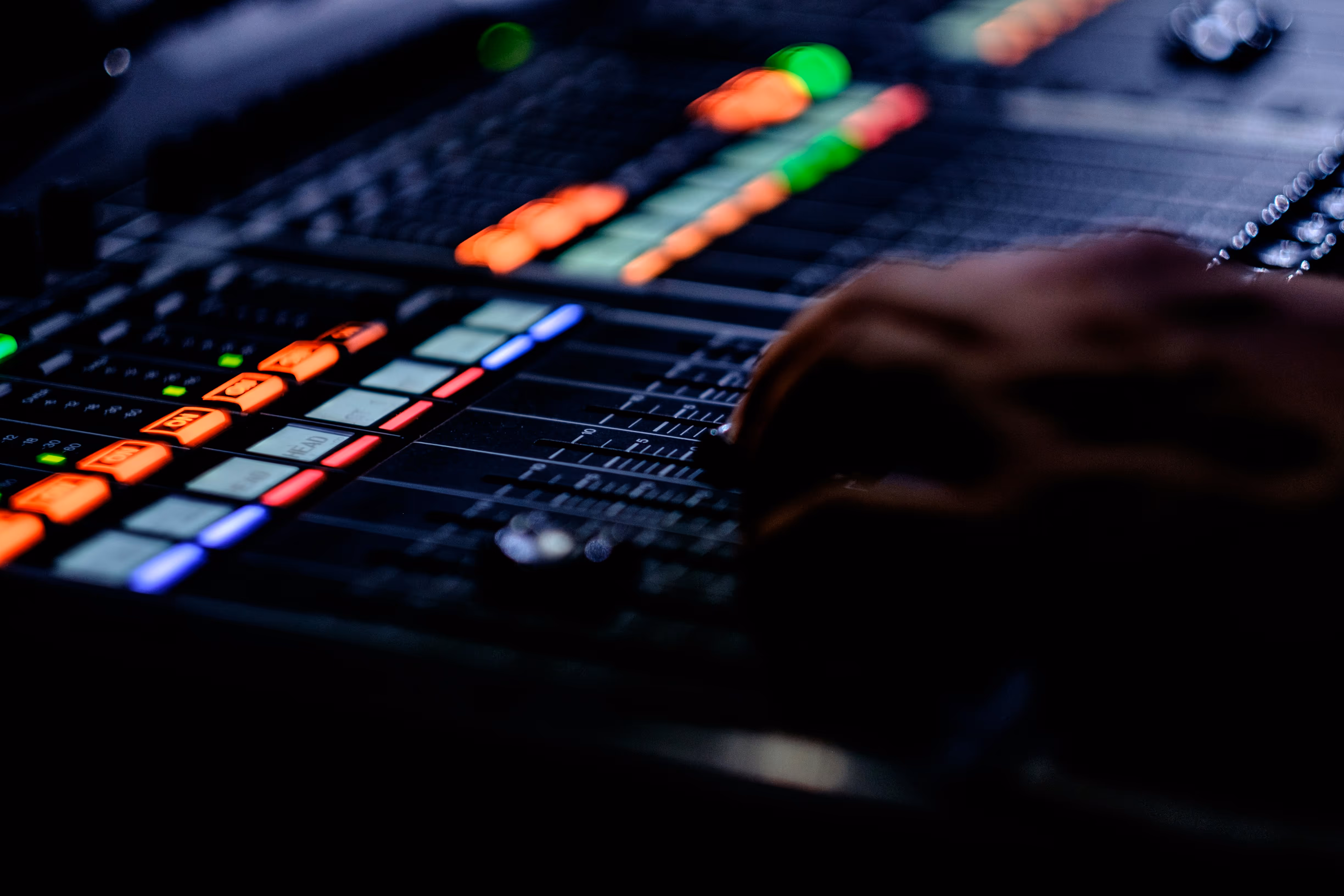 Music mixer