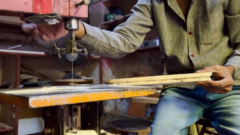 Travailleur autonome gerant son entreprise individuelle