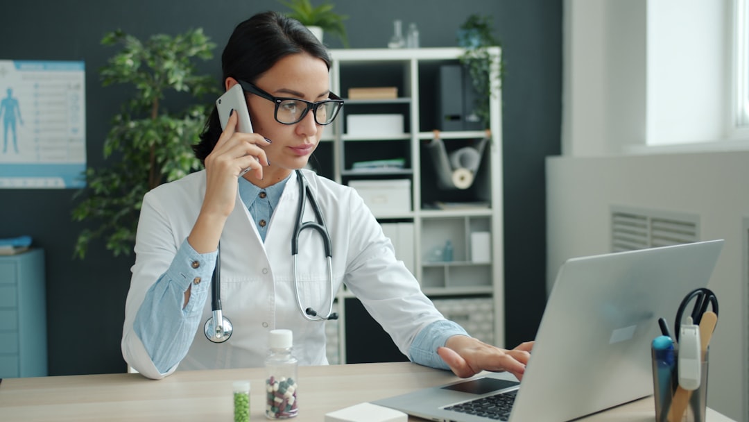 Accountant for Incorporated Professionals in Quebec in 2026: Doctors, Dentists, and Lawyers