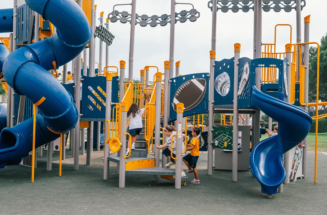 Playgrounds & Climbers