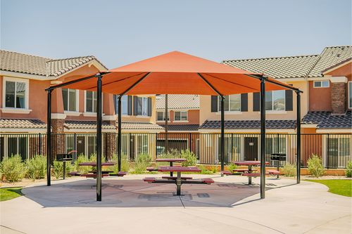 Commercial Shade Structures | Zoom Recreation