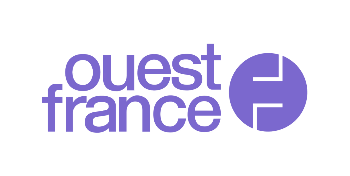 Logo violet avec le texte ouest france et un symbole circulaire stylisé.