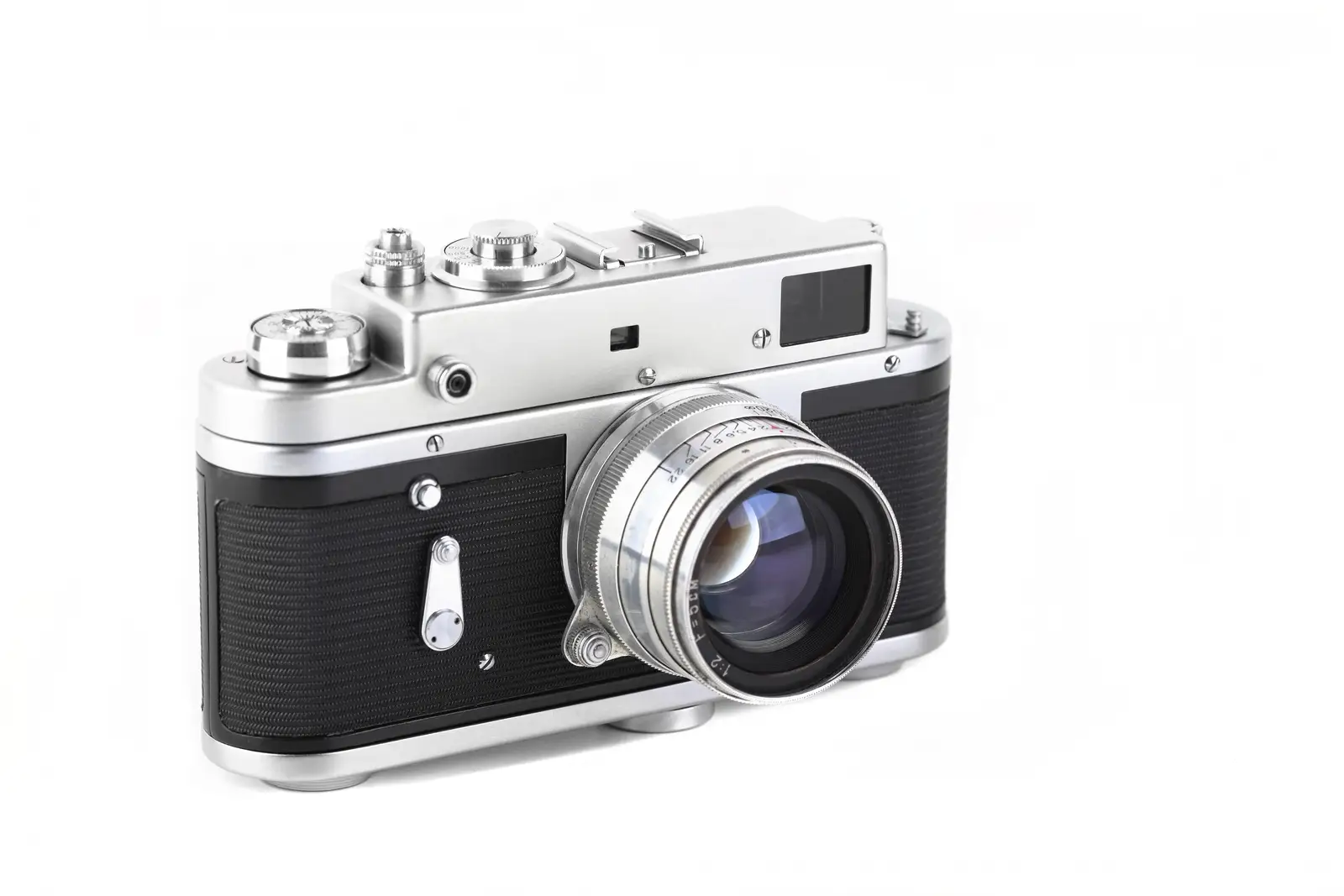 picture of a rangefinder camera suggesting minimalism